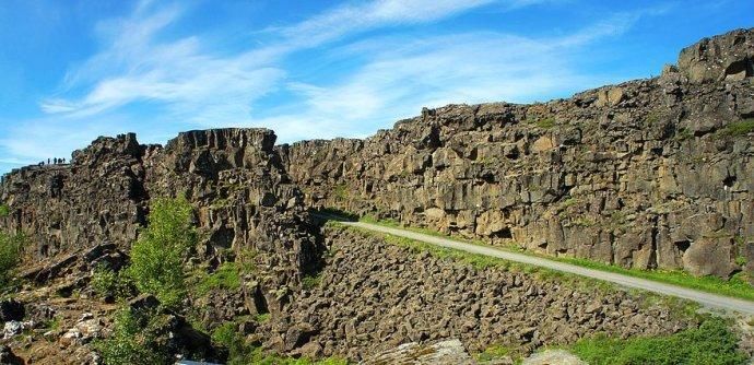 �������ǵ���������һ���̺�