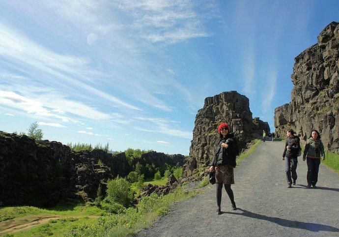 �������ǵ���������һ���̺�